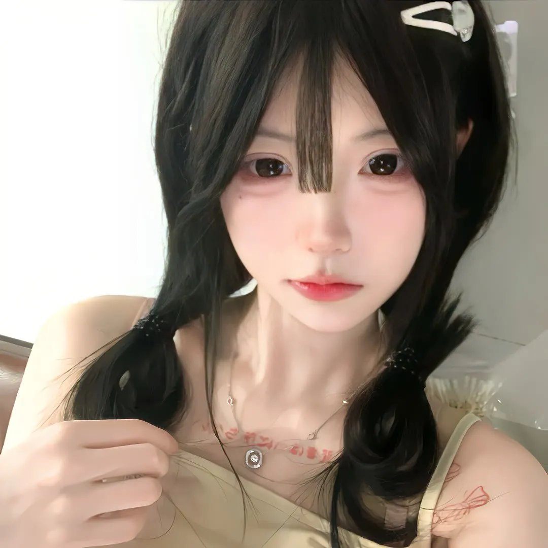 正是青春璀璨时